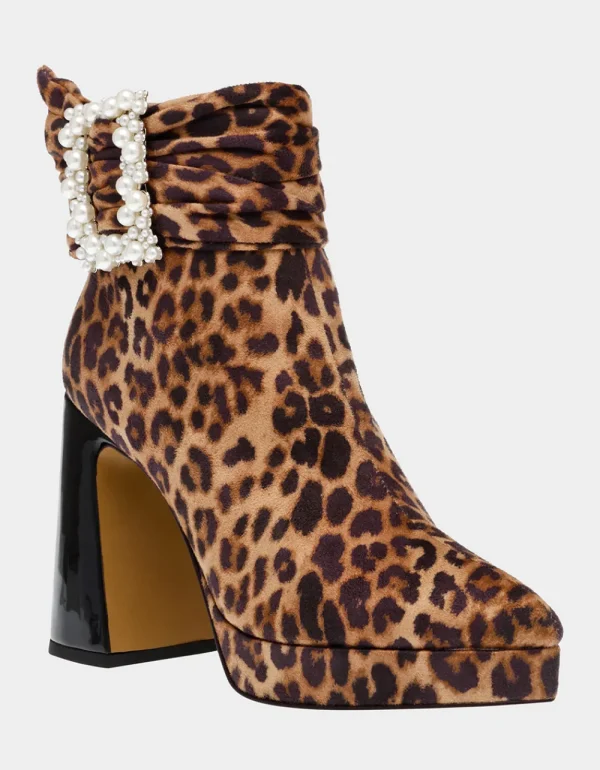 Betsey Johnson Idris Leopard Hot